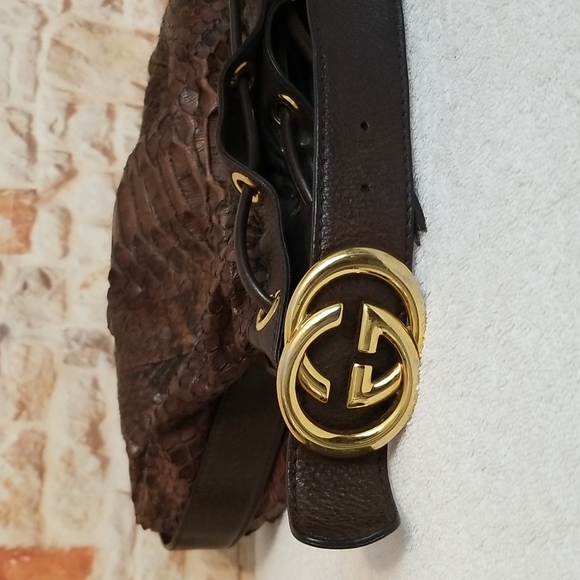 Gucci Python Interlocking Icon Shoulder Bag - Picture 10 of 12